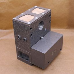 Пневмораспределитель У71-24А