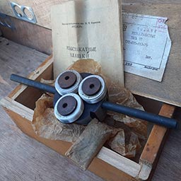 Плашка резьбонакатная НП-2 (ролики 8-12х1,25)