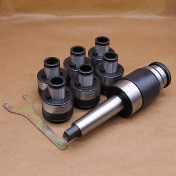 Резьбонарезной патрон J4124 КМ4 с комплектом головок (M12-M24), 6 шт. в кейсе
