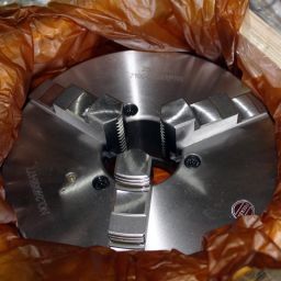 Токарный патрон 250 мм на 6 конус 7100-0035 Fuerda шаг 10