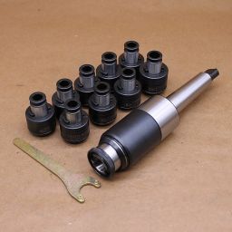 Резьбонарезной патрон J4112 КМ3 с комплектом головок (M3-M12), 7 шт. в кейсе